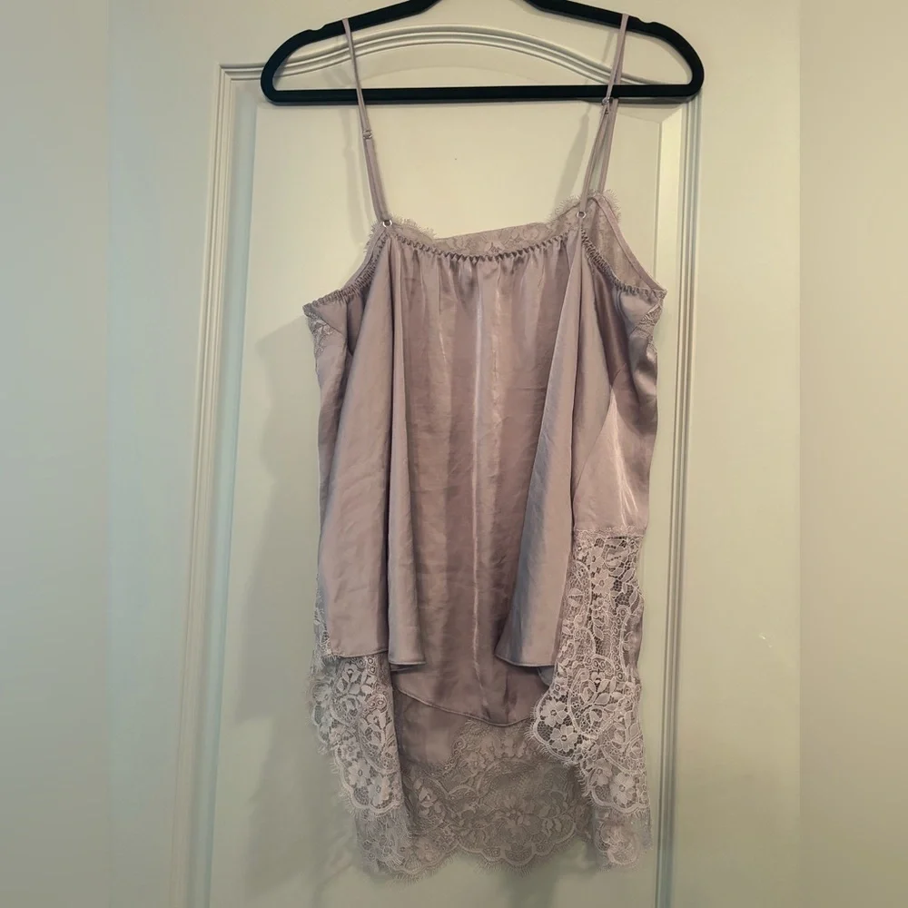 Victoria's Secret Lilac slip - Picture 4 of 4